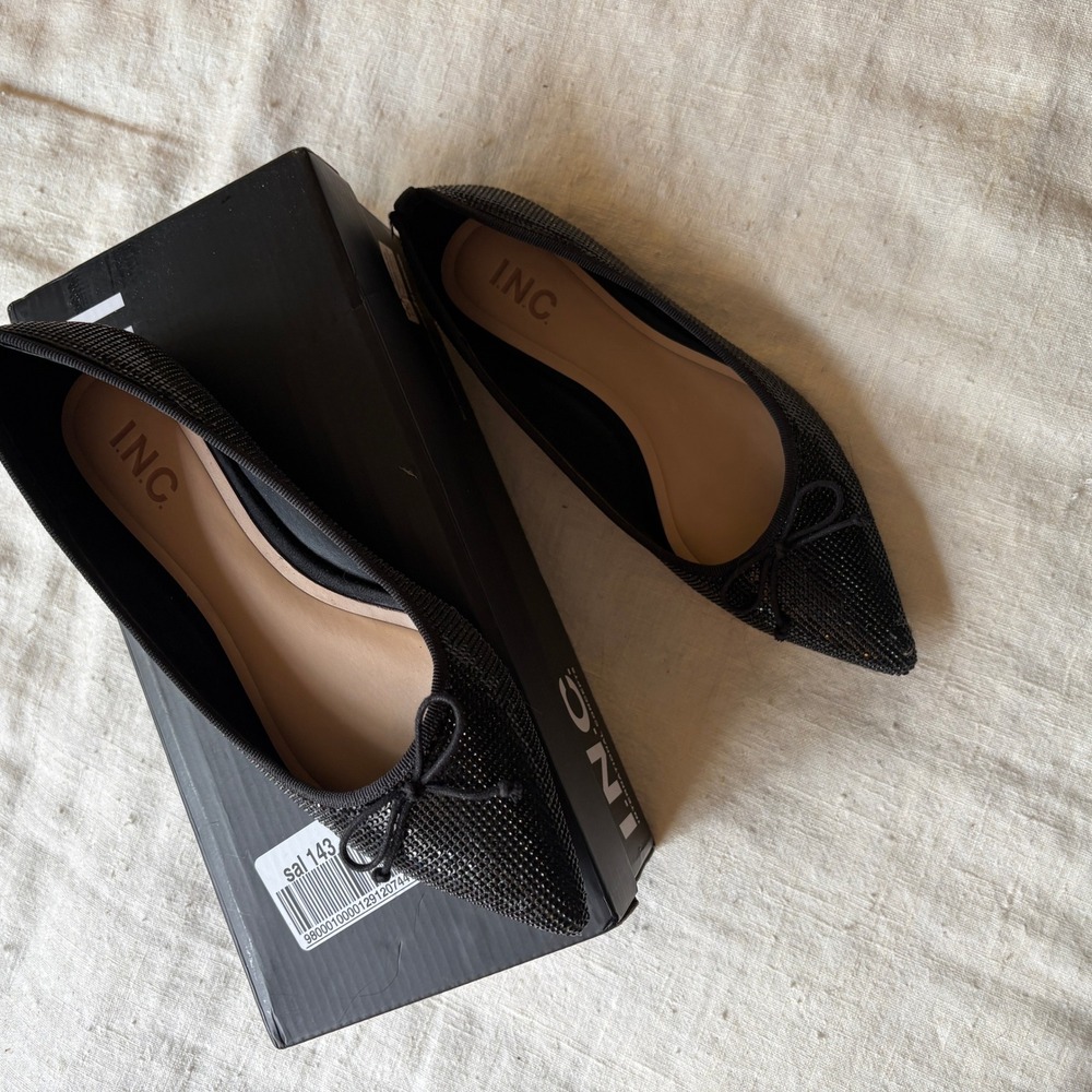 INC International Concepts Black Rhinestone Pointed Toe Bow Flats - Size 7.5 - Picture 2 of 7